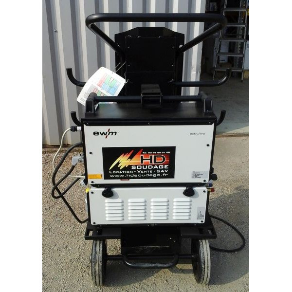 Location TIG 300 A/380 V TRI Refroidi - Chariot