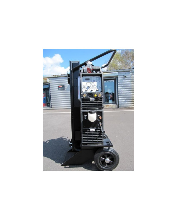 Rent TIG ACDC 230A/240V water-cooled welding machine, on a cart.