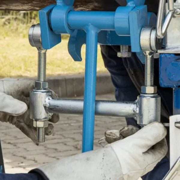 Clamps à Cage Légers & Lourds avec Ponts 3"-48"