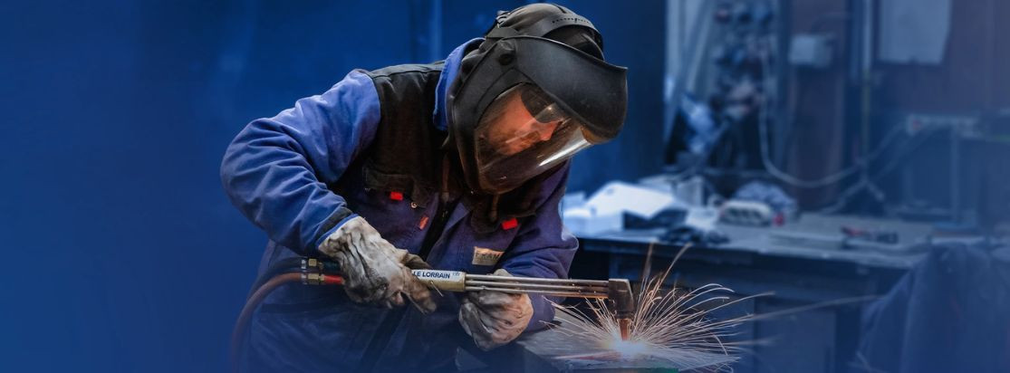 How to Choose Your Equipment for Industrial Cutting
