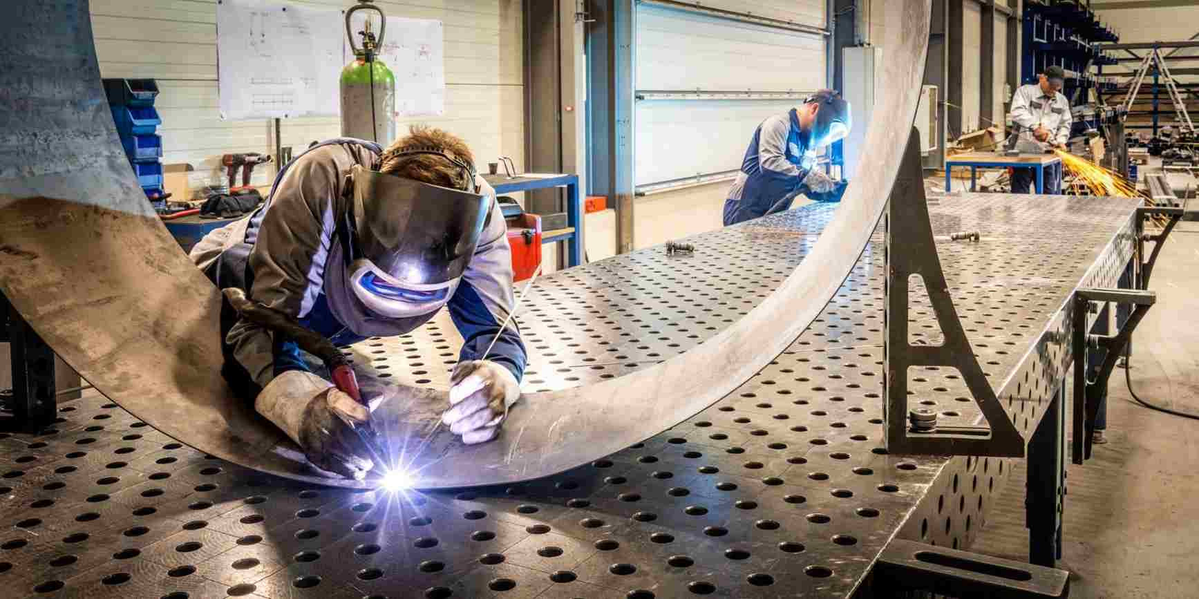 When to Replace Your Welding Helmet Parts ?