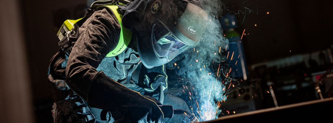 Optrel Helix Quattro & CLT Black – Pro Welding Helmets